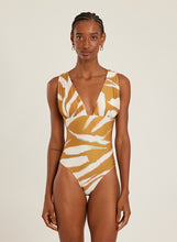Load image into Gallery viewer, RUCHED V NECK ONE PIECE 150 ORYX Lenny Niemeyer SS24
