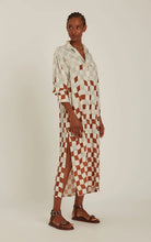 Load image into Gallery viewer, COMFORT BUTTON-UP SHIRT DRESS 27020201 CASABLANCA Lenny Niemeyer 25